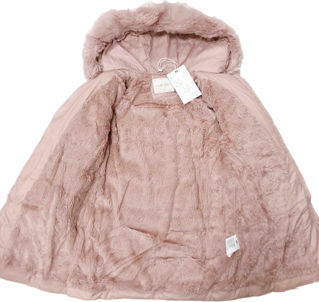 Zimní bunda s kožíškem a kapucí