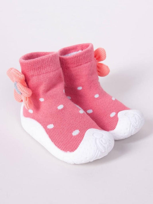 Růžové protiskluzové ponožky s gumovou podrážkou - srdíčko