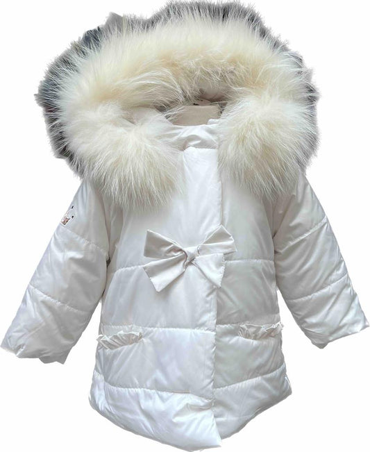 Bílá zimní bunda s naturální kožešinou